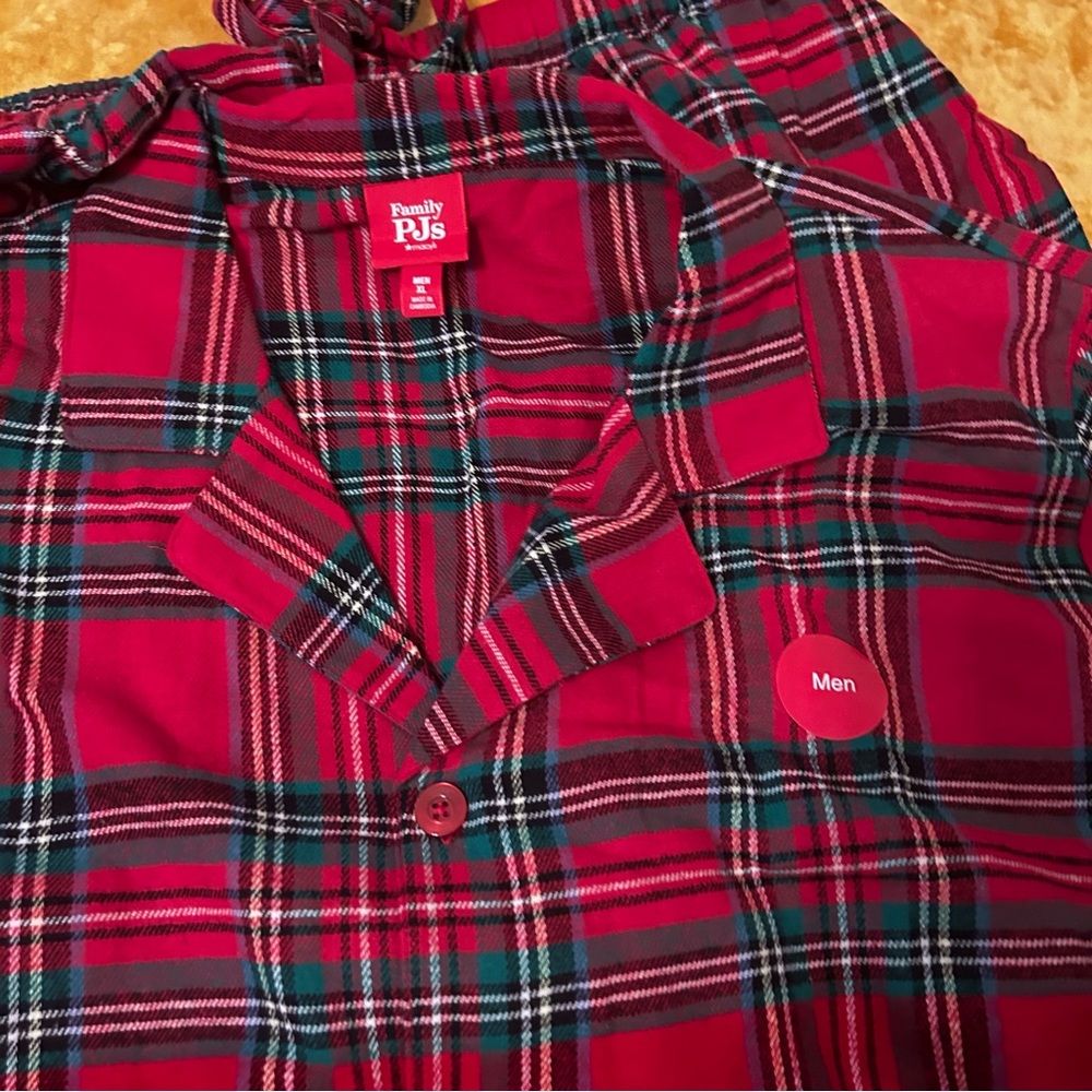 Men’s extra large flannel pajamas brand new with tags
